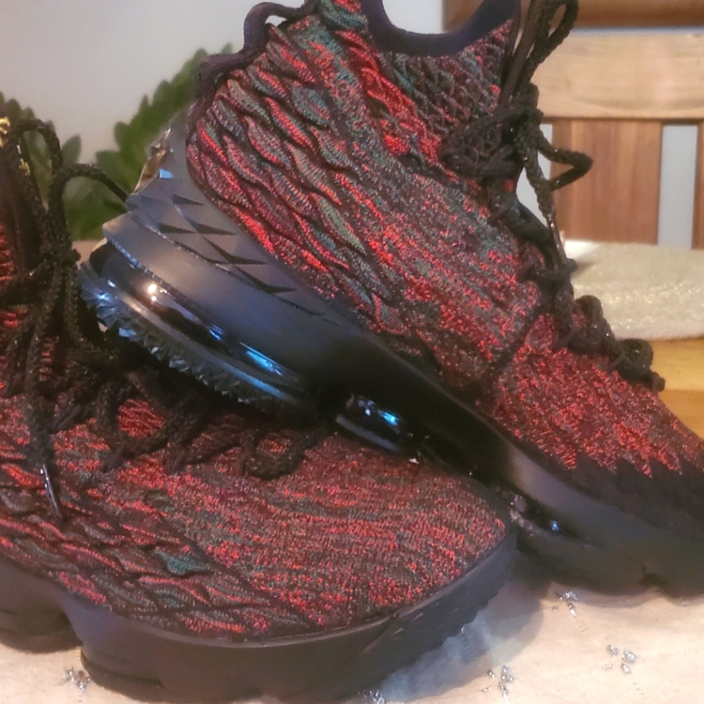 Nike LeBron